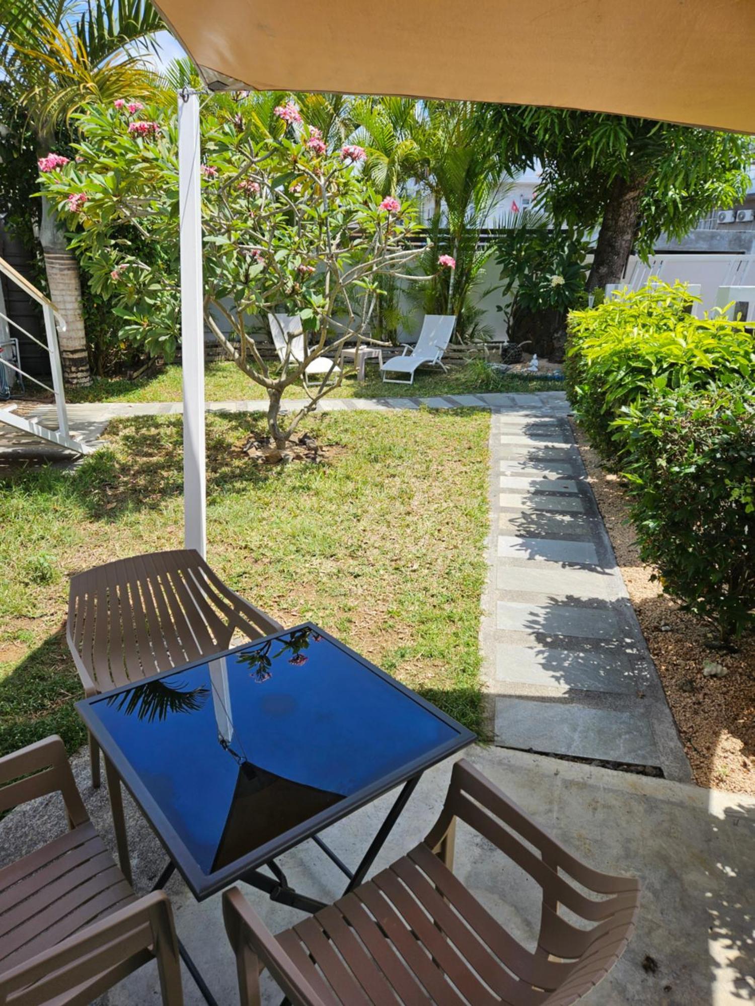 Casa Frangipani Mauritius Appartement Trou d'Eau Douce Buitenkant foto